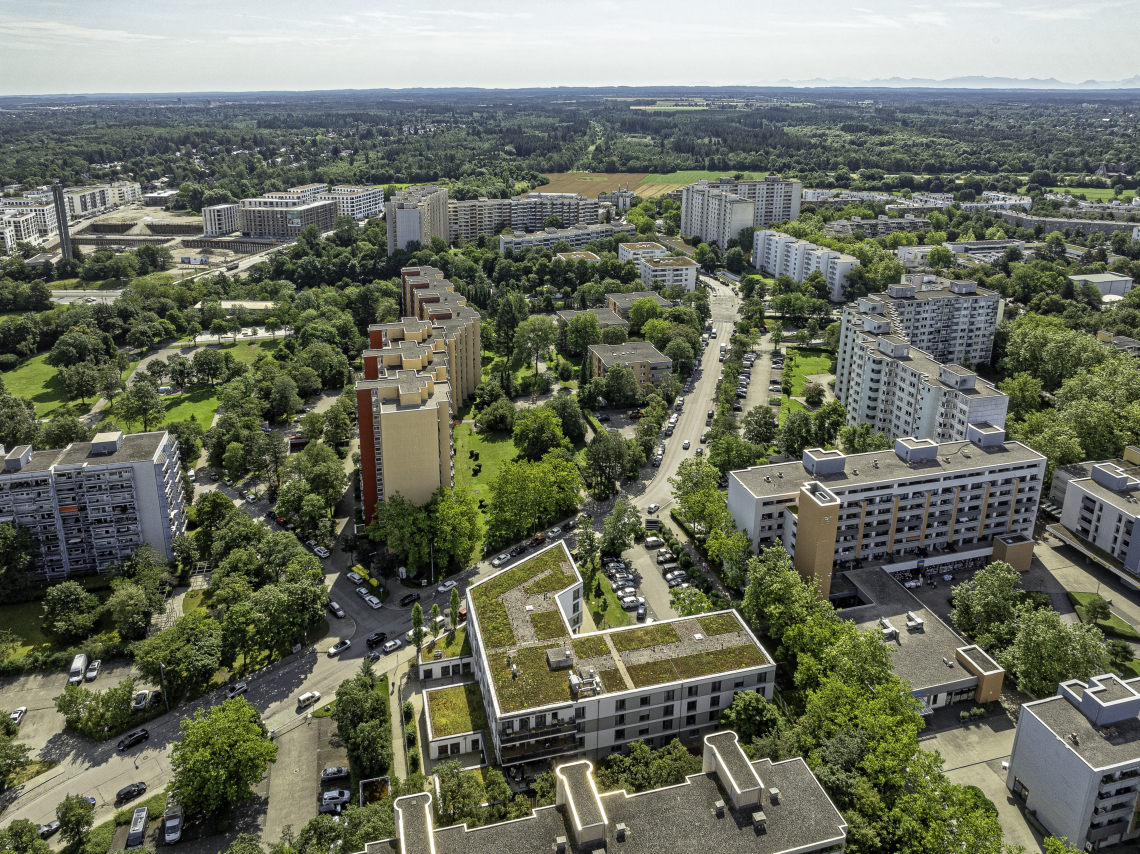 16.08.2024 - Gerhart-Hauptmann-Ring und Umgebung