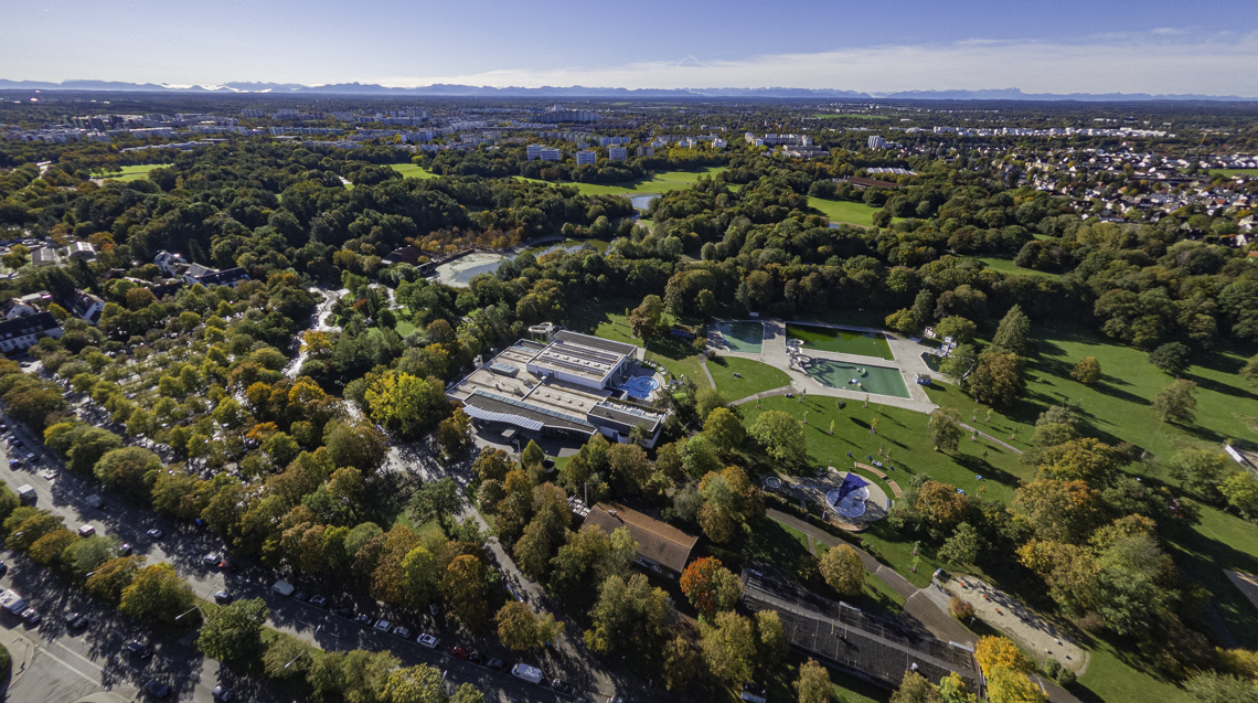 09.10.2024 - Baustelle Geothermie undn Ostpark mit See in Berg-am-Laim