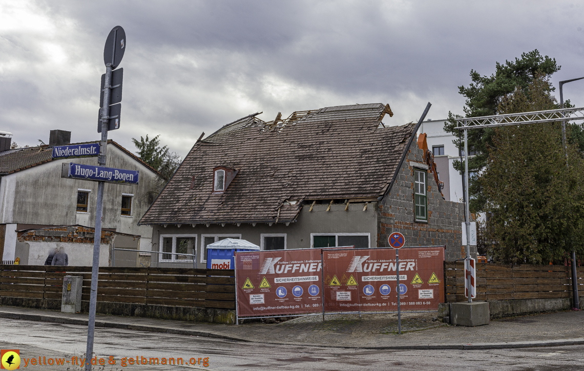 26.11.2024 - Baustelle in der Niederalmstraße Ecke Hugo-Lang-Bogen in Neuperlach
