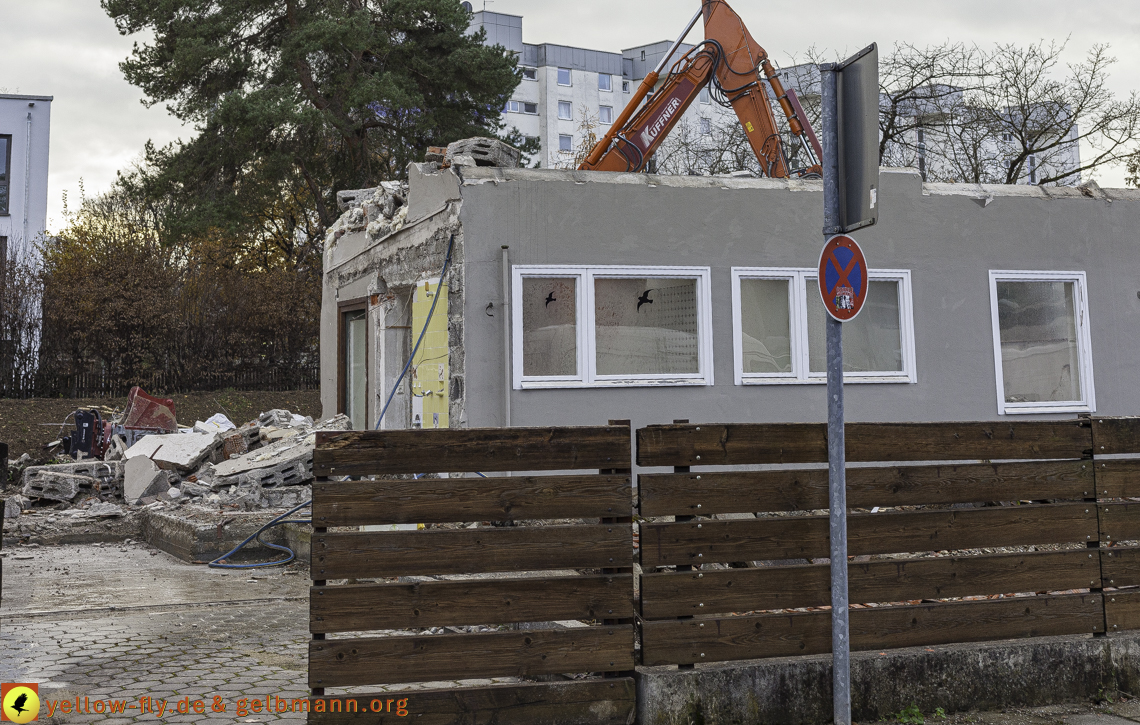 26.11.2024 - Baustelle in der Niederalmstraße Ecke Hugo-Lang-Bogen in Neuperlach