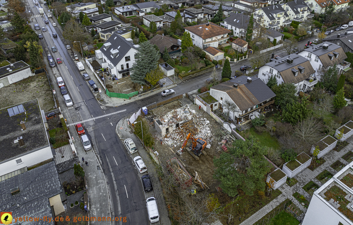 26.11.2024 - Abriss der Niederalmstraße 25 in Neuperlach
