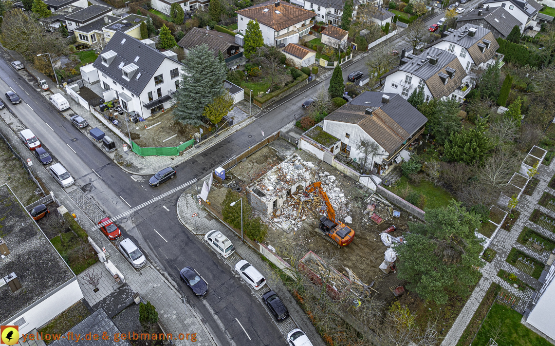 26.11.2024 - Abriss der Niederalmstraße 25 in Neuperlach