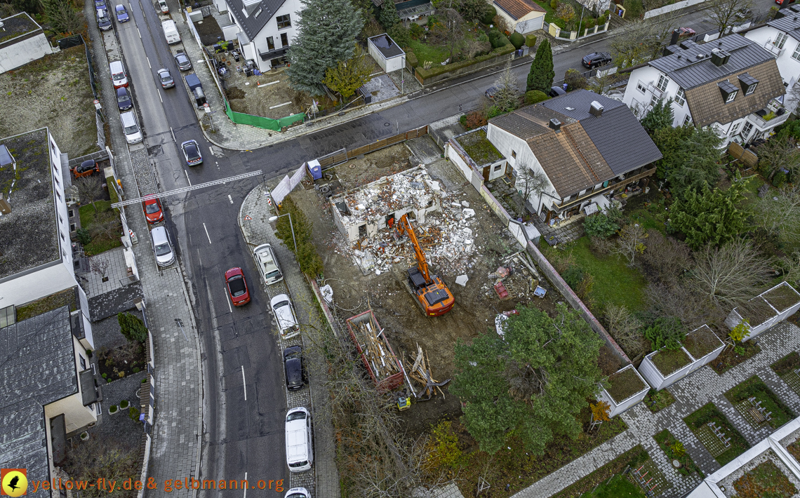 26.11.2024 - Abriss der Niederalmstraße 25 in Neuperlach