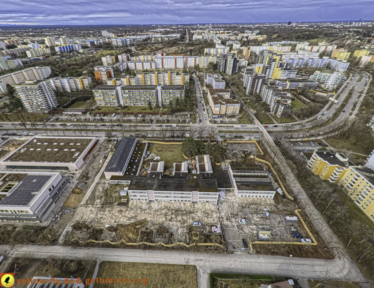 27.02.2025 - Abriss der Grundschule am Karl-Marx-Ring in Neuperlach