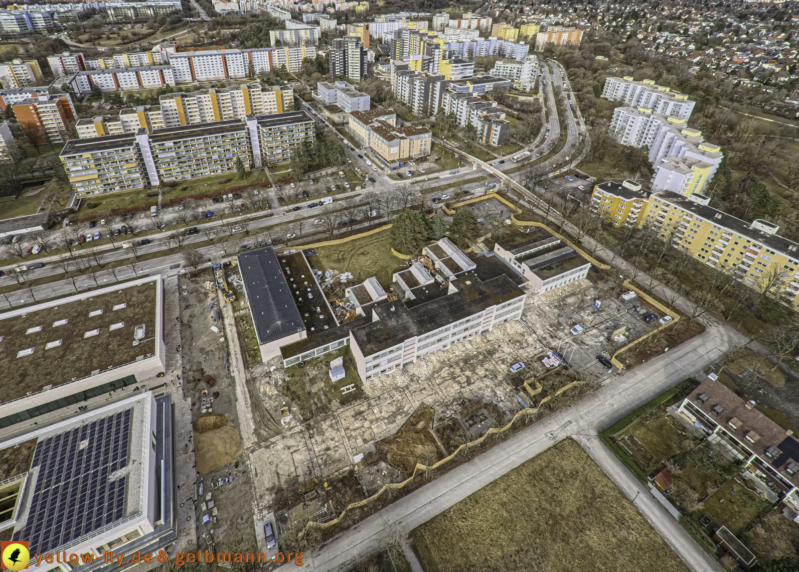 27.02.2025 - Abriss der Grundschule am Karl-Marx-Ring in Neuperlach