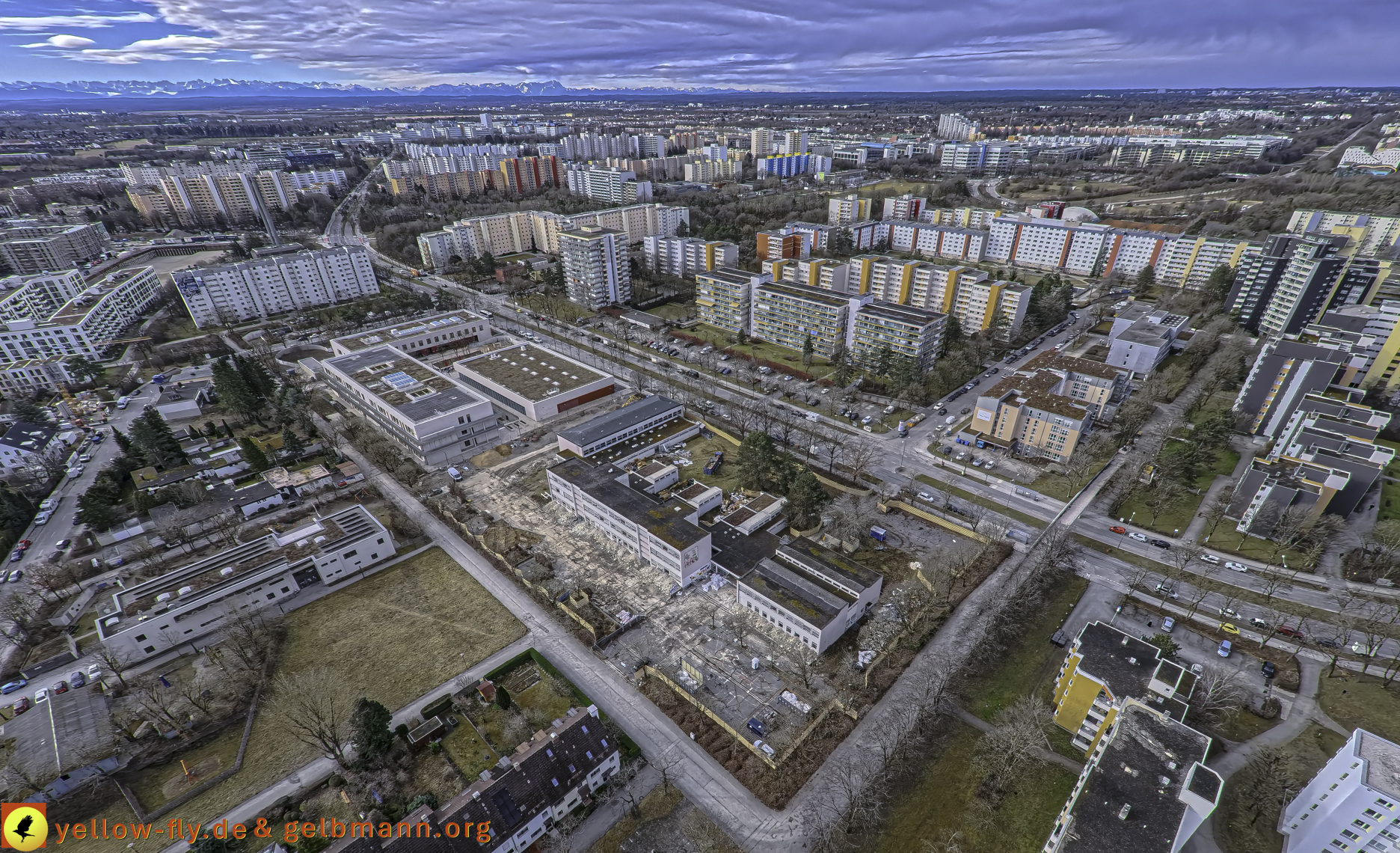 27.02.2025 - Abriss der Grundschule am Karl-Marx-Ring in Neuperlach