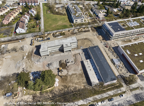 07.04.2025 - Baustelle zur Grundschule am Karl-Marx-Ring in Neuperlach
