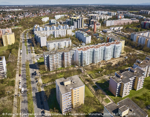 07.04.2025 - Münchner Wohnen am Karl-Marx-Ring 11-21 in Neuperlach
