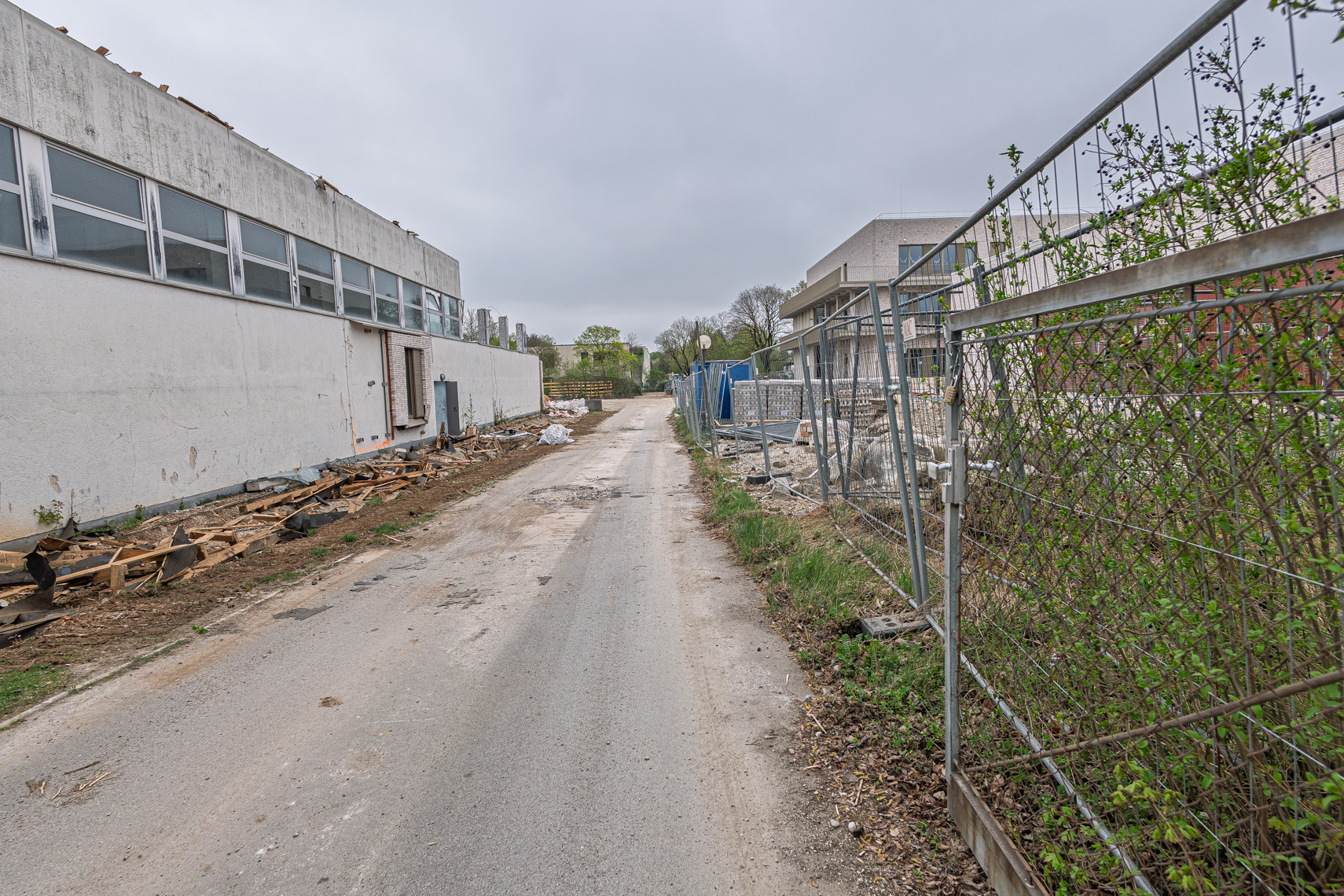 16.04.2025 - Abriss der Grundschule am Karl-Marx-Ring