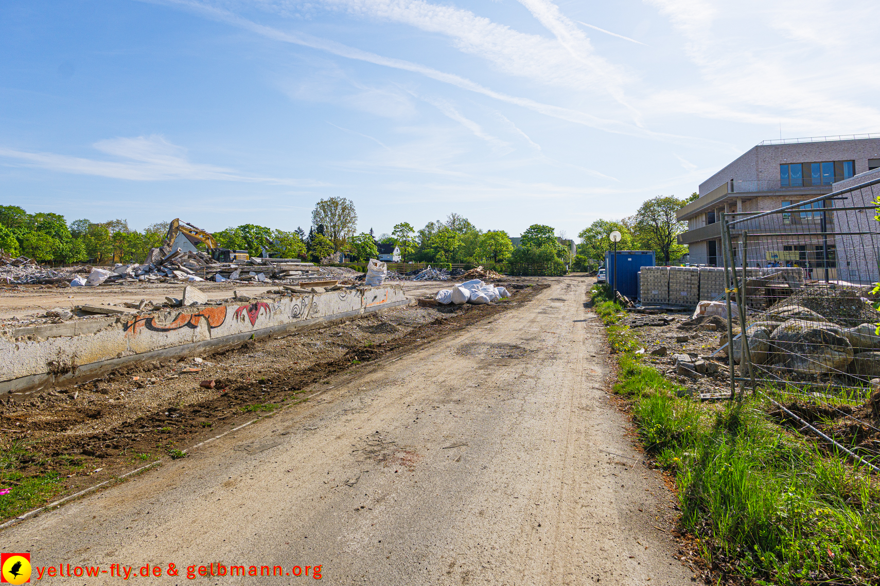 28.04.2025 - Abriss der Grundschule am Karl-Marx-Ring