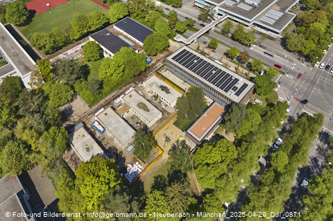 29.04.2025 - Abrissbaustelle Kindergarten an der Heinrich-Wieland-Strasse in Neuperlach