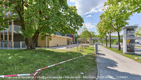 30.04.2025 - Abrissbaustelle Kindergarten an der Heinrich-Wieland-Strasse in Neuperlach