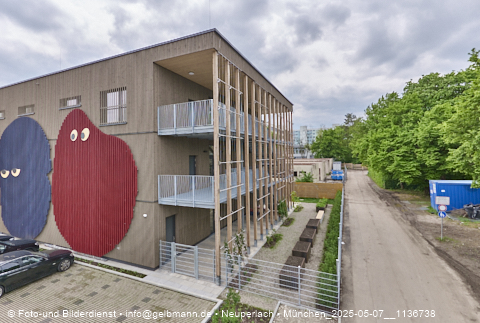 07.05.2025 - Abrissbaustelle Kindergarten an der Heinrich-Wieland-Strasse in Neuperlach