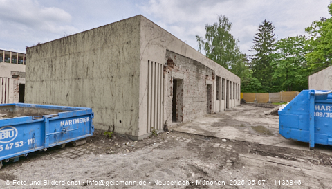 07.05.2025 - Abrissbaustelle Kindergarten an der Heinrich-Wieland-Strasse in Neuperlach