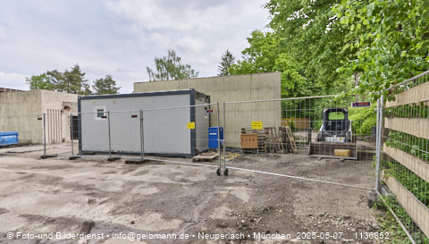07.05.2025 - Abrissbaustelle Kindergarten an der Heinrich-Wieland-Strasse in Neuperlach