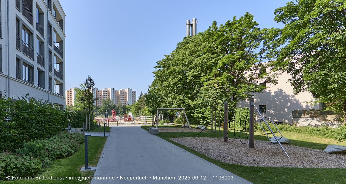 12.06.2025 - Alexisquartier_mit_Wohnanlage Karl-Marx-Ring 52-62 und das Marx-Zentrum in Neuperlach 12.06.2025 - Alexisquartier_mit_Wohnanlage Karl-Marx-Ring 52-62 und das Marx-Zentrum in Neuperlach