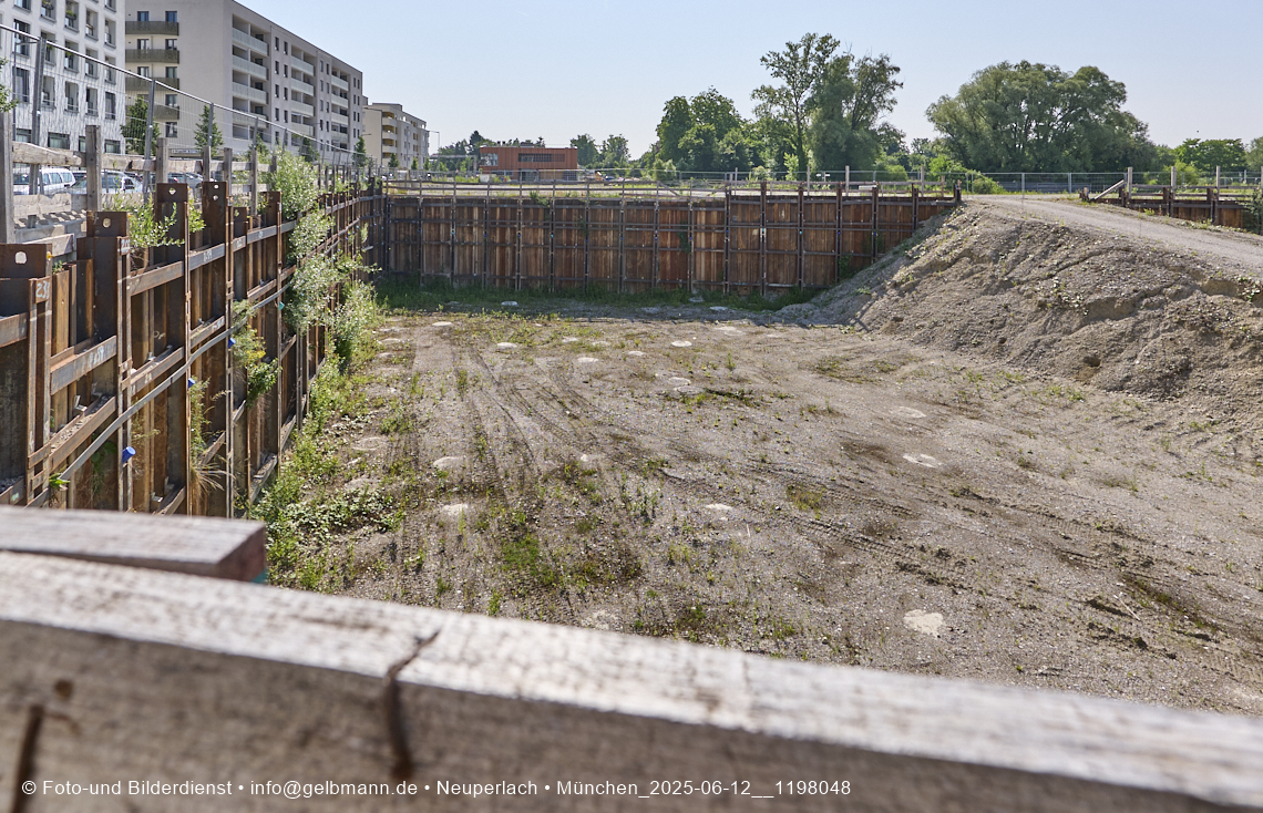 12.06.2025 - Alexisquartier_mit_Wohnanlage Karl-Marx-Ring 52-62 und das Marx-Zentrum in Neuperlach 12.06.2025 - Alexisquartier_mit_Wohnanlage Karl-Marx-Ring 52-62 und das Marx-Zentrum in Neuperlach