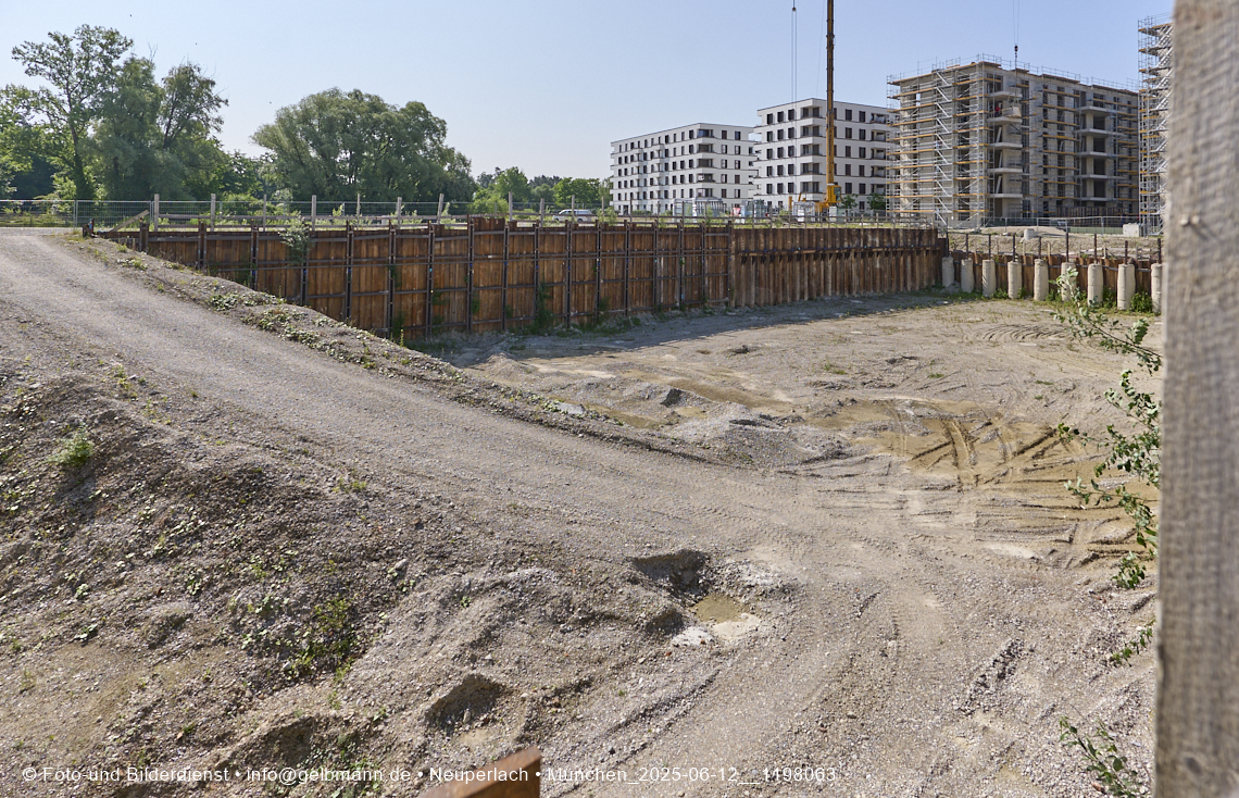 12.06.2025 - Alexisquartier_mit_Wohnanlage Karl-Marx-Ring 52-62 und das Marx-Zentrum in Neuperlach 12.06.2025 - Alexisquartier_mit_Wohnanlage Karl-Marx-Ring 52-62 und das Marx-Zentrum in Neuperlach