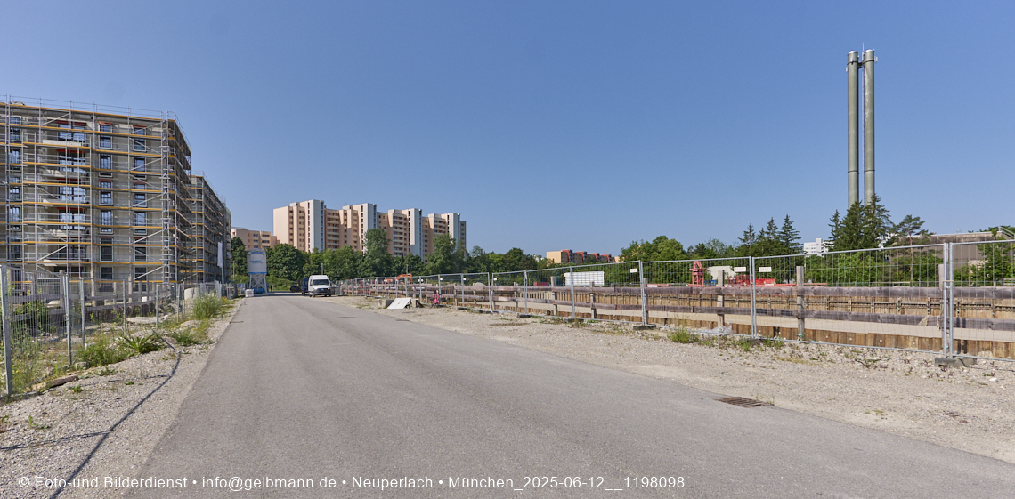 12.06.2025 - Alexisquartier_mit_Wohnanlage Karl-Marx-Ring 52-62 und das Marx-Zentrum in Neuperlach 12.06.2025 - Alexisquartier_mit_Wohnanlage Karl-Marx-Ring 52-62 und das Marx-Zentrum in Neuperlach