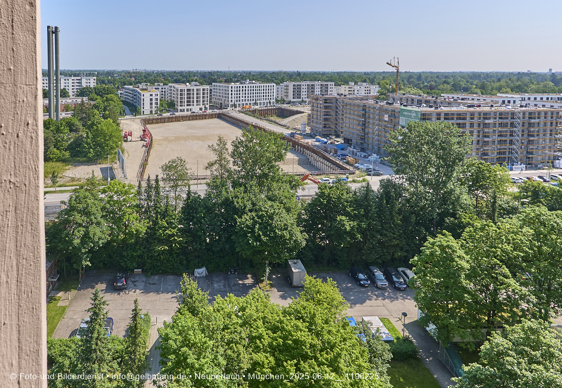 12.06.2025 - Alexisquartier_mit_Wohnanlage Karl-Marx-Ring 52-62 und das Marx-Zentrum in Neuperlach 12.06.2025 - Alexisquartier_mit_Wohnanlage Karl-Marx-Ring 52-62 und das Marx-Zentrum in Neuperlach