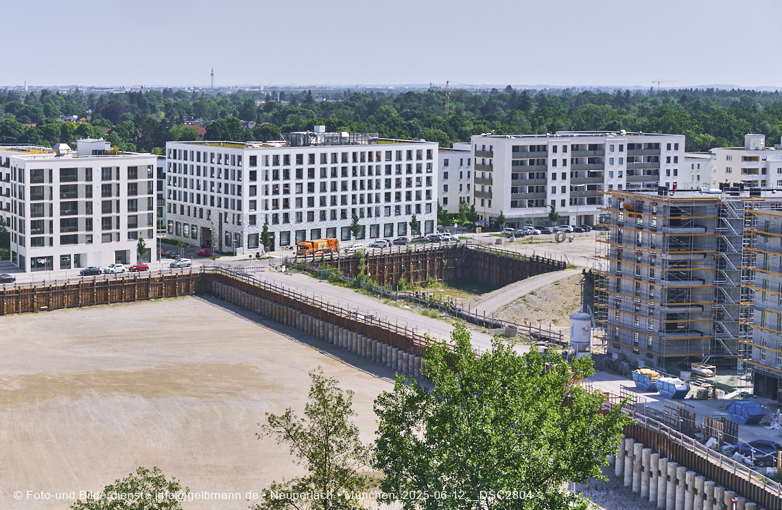 12.06.2025 - Alexisquartier_mit_Wohnanlage Karl-Marx-Ring 52-62 und das Marx-Zentrum in Neuperlach 12.06.2025 - Alexisquartier_mit_Wohnanlage Karl-Marx-Ring 52-62 und das Marx-Zentrum in Neuperlach