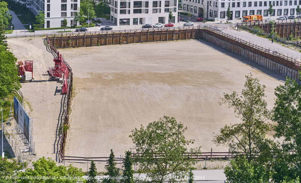 12.06.2025 - Alexisquartier_mit_Wohnanlage Karl-Marx-Ring 52-62 und das Marx-Zentrum in Neuperlach 12.06.2025 - Alexisquartier_mit_Wohnanlage Karl-Marx-Ring 52-62 und das Marx-Zentrum in Neuperlach