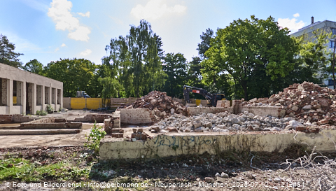 12.07.2025 - Abrissbaustelle Kindergarten an der Heinrich-Wieland-Strasse in Neuperlach