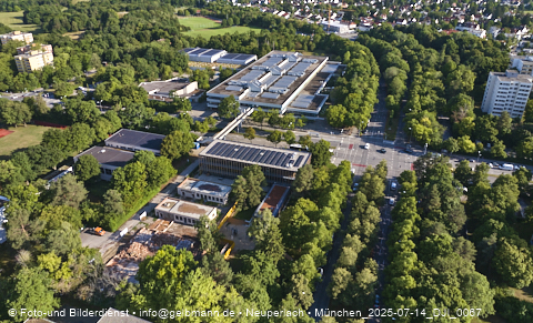 14.07.2025 - Abrissarbeiten des alten Kindergartens an der Heinrich-Wieland-Straße 3 in Neuperlach