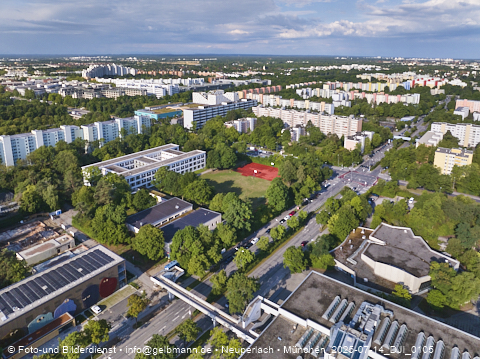 14.07.2025 - Abrissarbeiten des alten Kindergartens an der Heinrich-Wieland-Straße 3 in Neuperlach
