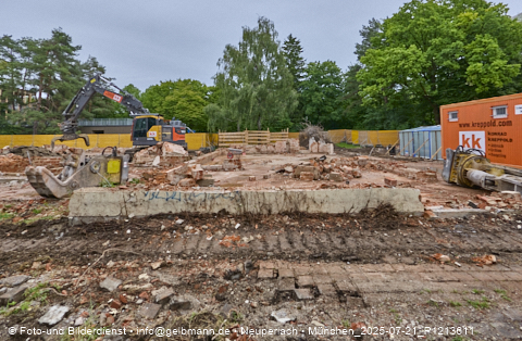 21.07.2025 - Abriss des alten Kindergartens in Neuperlach