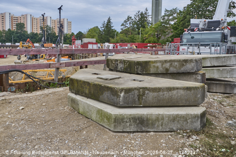 27.08.2025 - DEMOS-Baustelle und BayernHeim-Baustelle Alexiqauartier in Neuperlach 27.08.2025 - DEMOS-Baustelle und BayernHeim-Baustelle Alexiqauartier in Neuperlach
