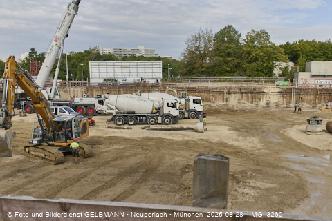 28.08.2025 - DEMOS-Baustelle und BayernHeim-Baustelle Alexiqauartier und BayernHeim in Neuperlach