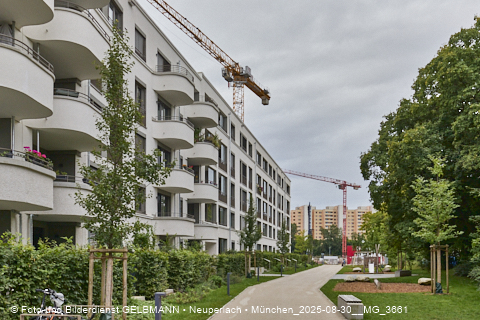 30.08.2025 - DEMOS-Baustelle und BayernHeim-Baustelle Alexiqauartier und BayernHeim in Neuperlach 30.08.2025 - DEMOS-Baustelle und BayernHeim-Baustelle Alexiqauartier und BayernHeim in Neuperlach