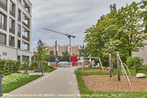 30.08.2025 - DEMOS-Baustelle und BayernHeim-Baustelle Alexiqauartier und BayernHeim in Neuperlach 30.08.2025 - DEMOS-Baustelle und BayernHeim-Baustelle Alexiqauartier und BayernHeim in Neuperlach