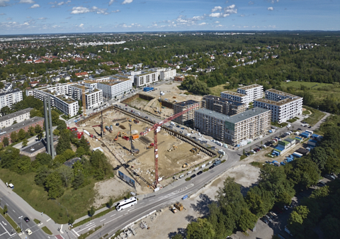 03.09.2025 - Luftbilder der DEMOS-Baustelle und BayernHeim-Baustelle Alexiqauartier und BayernHeim in Neuperlach