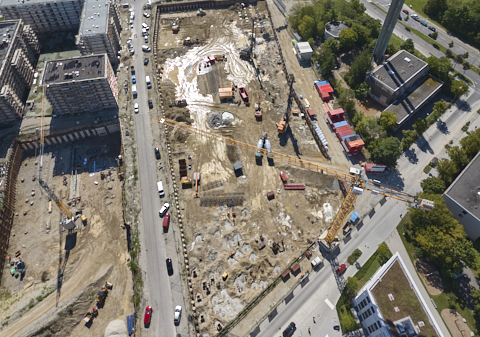 03.09.2025 - Luftbilder der DEMOS-Baustelle und BayernHeim-Baustelle Alexiqauartier und BayernHeim in Neuperlach