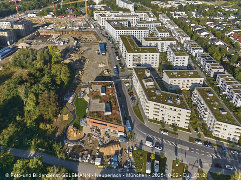 02.10.2025 - Baustelle BayernHeim und DEMOS im Alexisquartier
