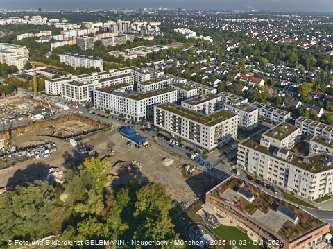 02.10.2025 - Baustelle BayernHeim und DEMOS im Alexisquartier