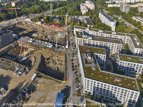 02.10.2025 - Baustelle BayernHeim und DEMOS im Alexisquartier