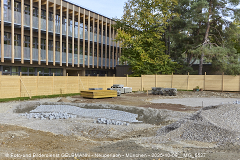 11.10.2025 - Spielplatz im Kindergarten Haus für Kinder in Neuperlach