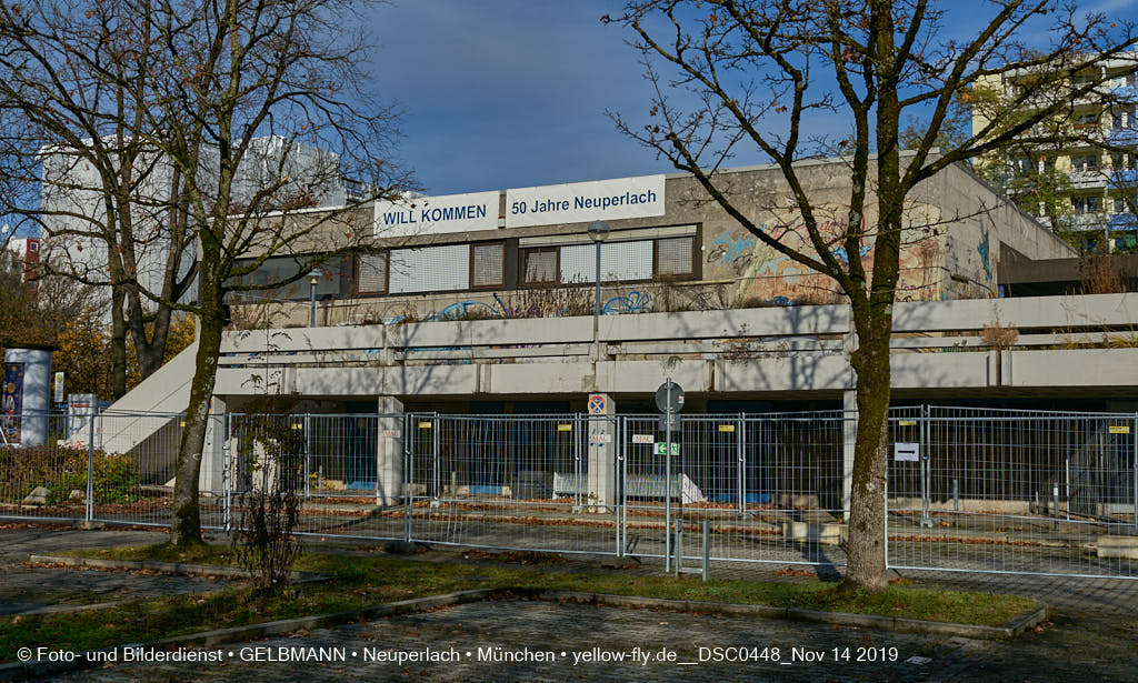 14.11.2019 - Das Quiddezentrum kurz vor dem Abriss in Neuperlach