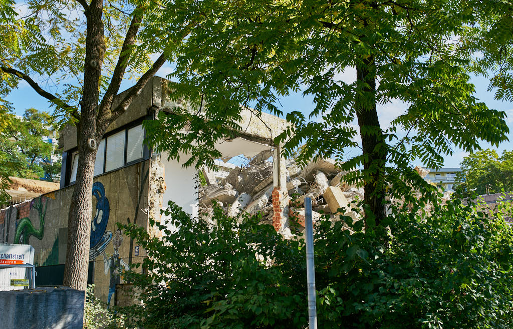 24.09.2021 - Abrissbegin des Quiddezentrums in Neuperlach