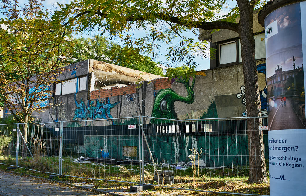 24.09.2021 - Abrissbegin des Quiddezentrums in Neuperlach