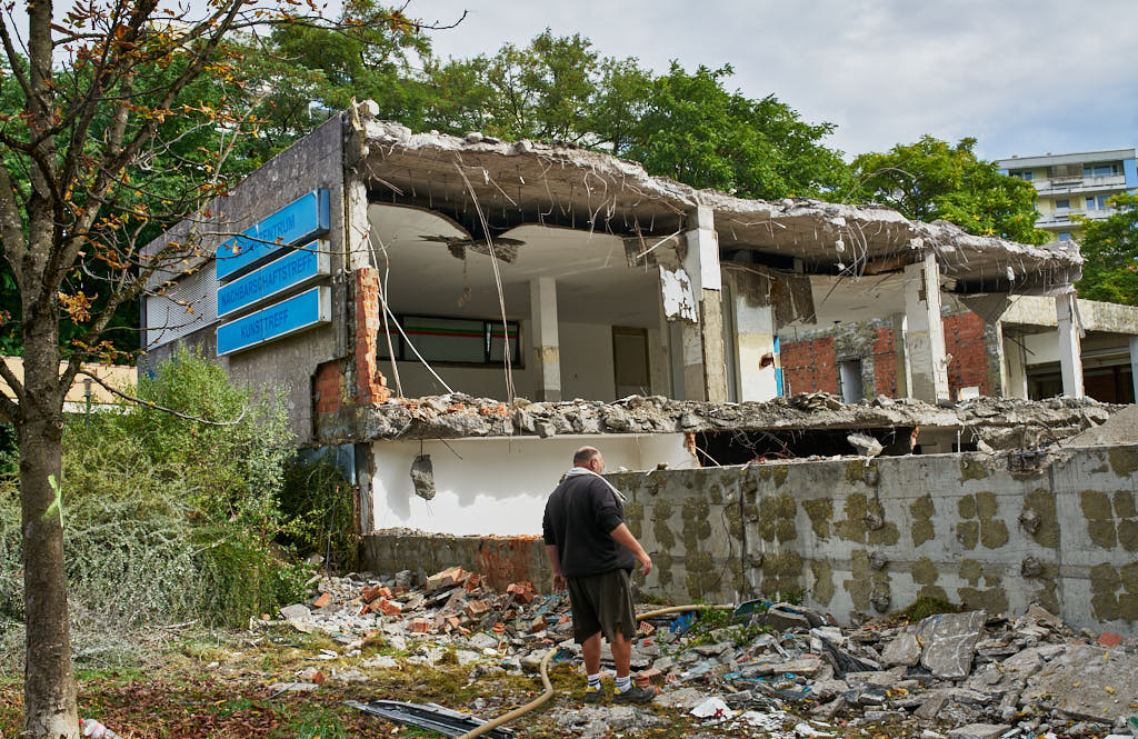 29.09.2021 - Abrissbegin des Quiddezentrums in Neuperlach