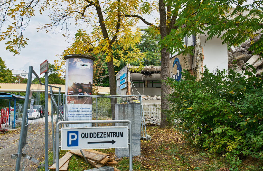 29.09.2021 - Abrissbegin des Quiddezentrums in Neuperlach