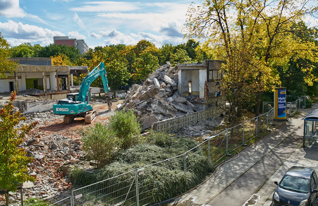 30.09.2021 - Abrissbegin des Quiddezentrums in Neuperlach