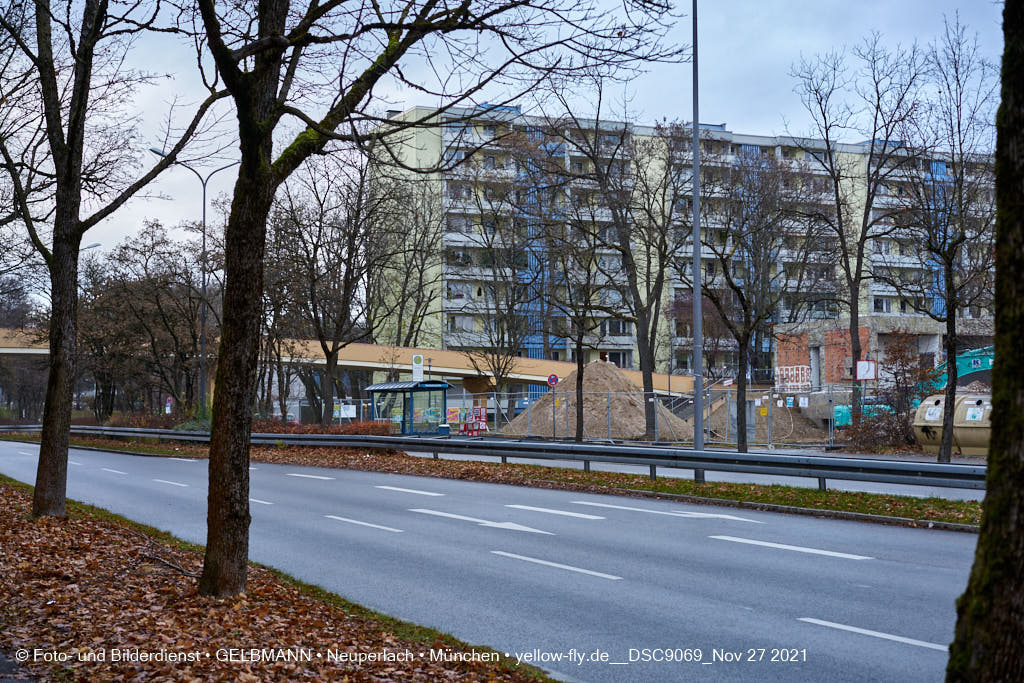27.08.2021 - Abrissbaustelle Quiddezentrum in Neuperlach