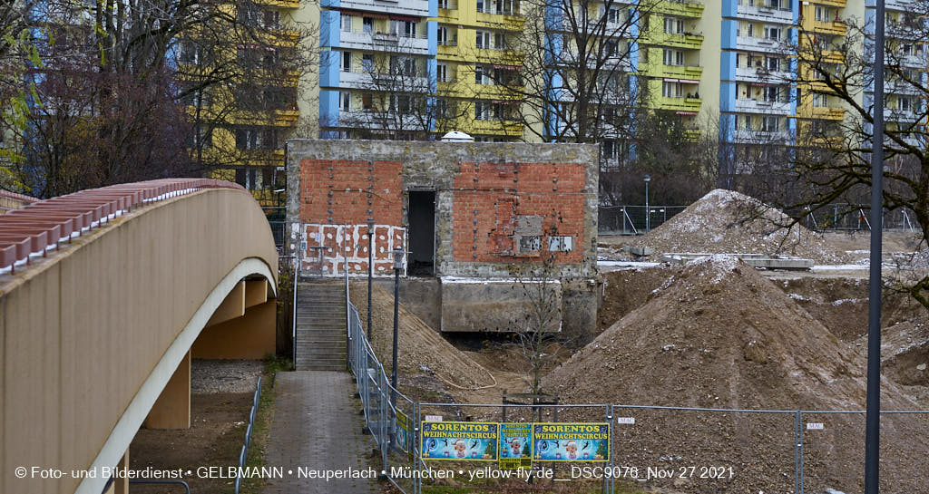27.08.2021 - Abrissbaustelle Quiddezentrum in Neuperlach