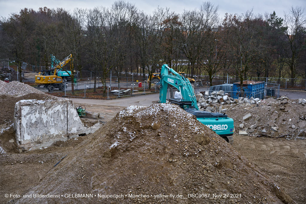 27.08.2021 - Abrissbaustelle Quiddezentrum in Neuperlach