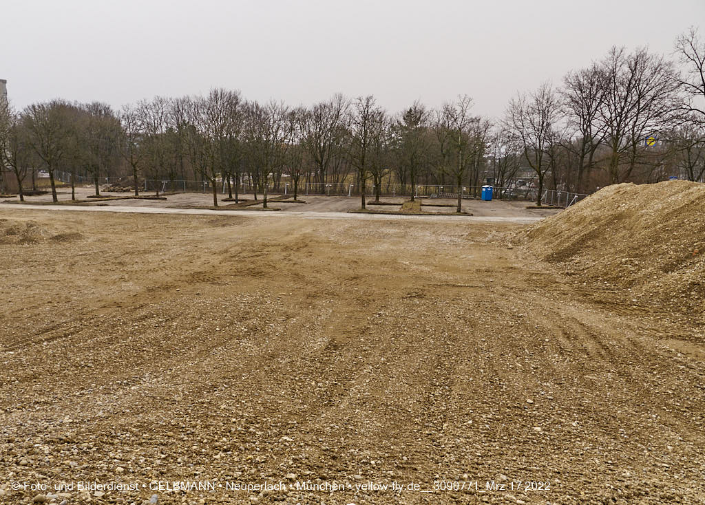 17.03.2022 - Abriss-Baustelle Quiddezentrum in Neuperlach